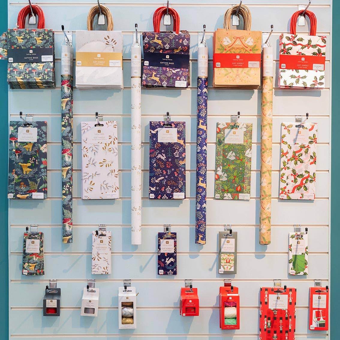 Mistletoe White Christmas Gift Tags | 8 Pack | Gifts |