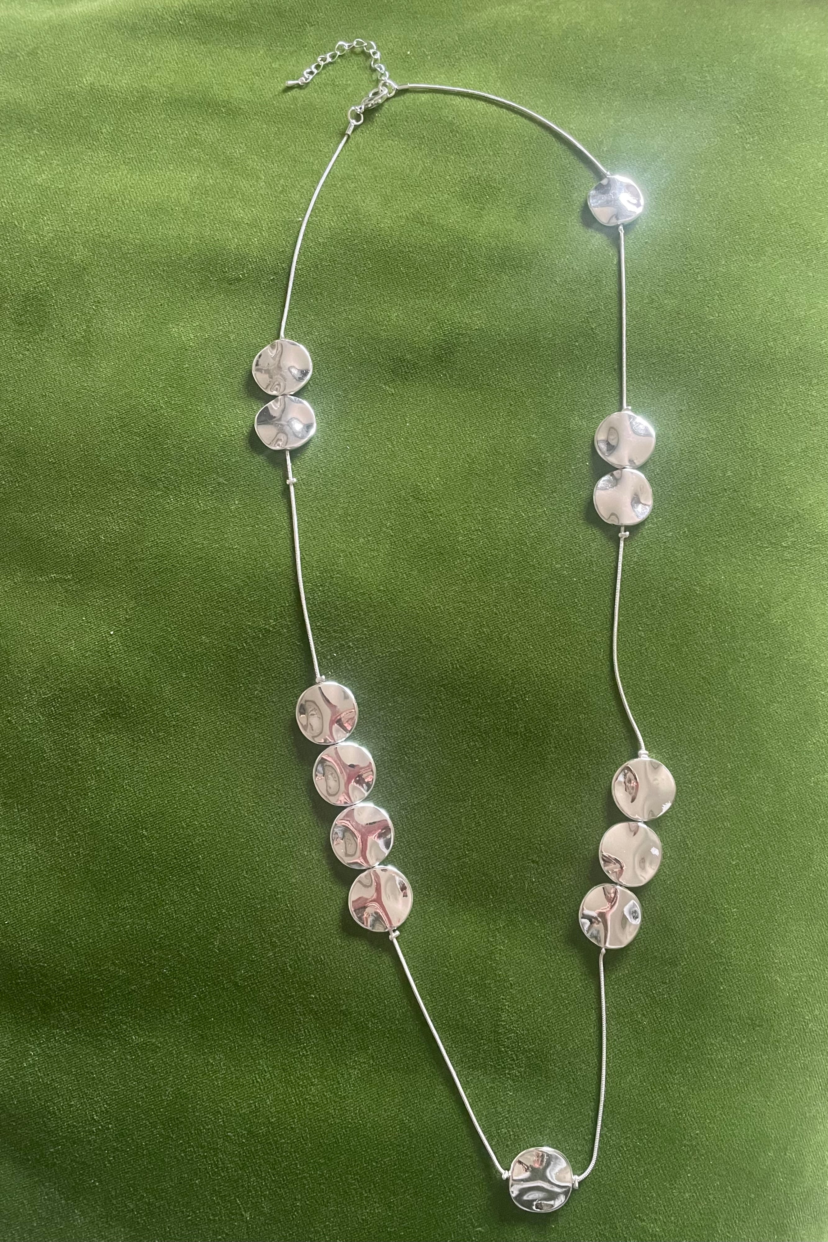 Jess &  Lou Round Cascading Discs on Fine Chain Necklace | Simple Timeless Jewellery | Sky & Leaf