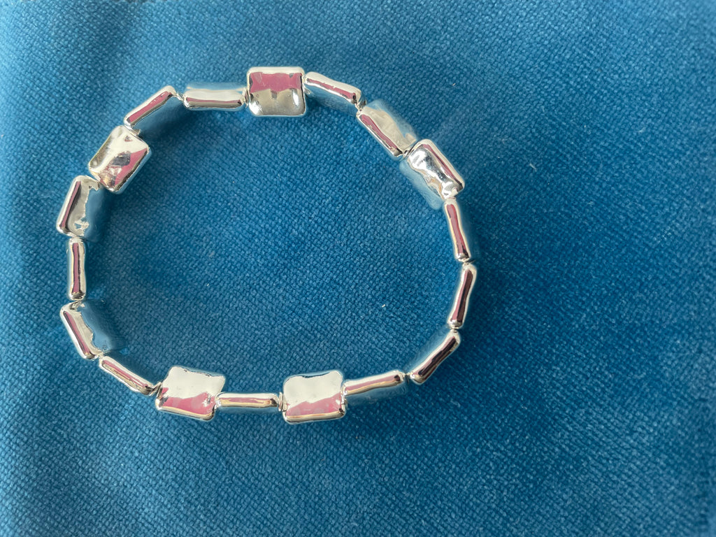 Jess & Lou Silver Block Beaded on Stretch Bracelet | Simple Timeless Jewellery | Sky & Leaf