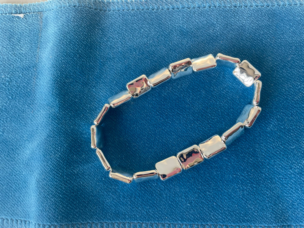 Jess & Lou Silver Block Beaded on Stretch Bracelet | Simple Timeless Jewellery | Sky & Leaf