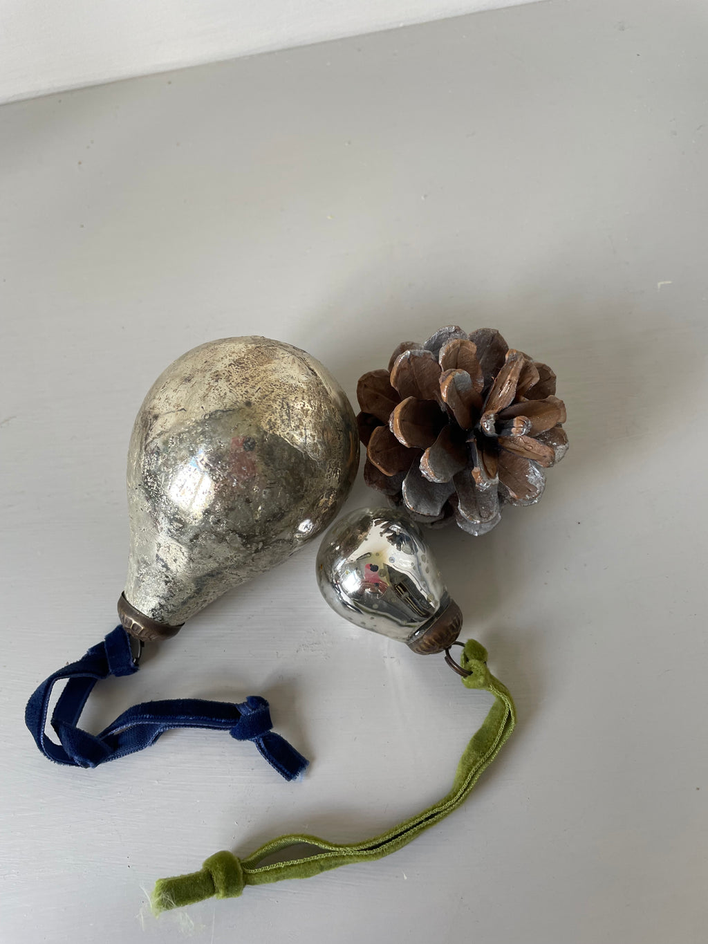 GLASS PEAR DECORATION ANTIQUE