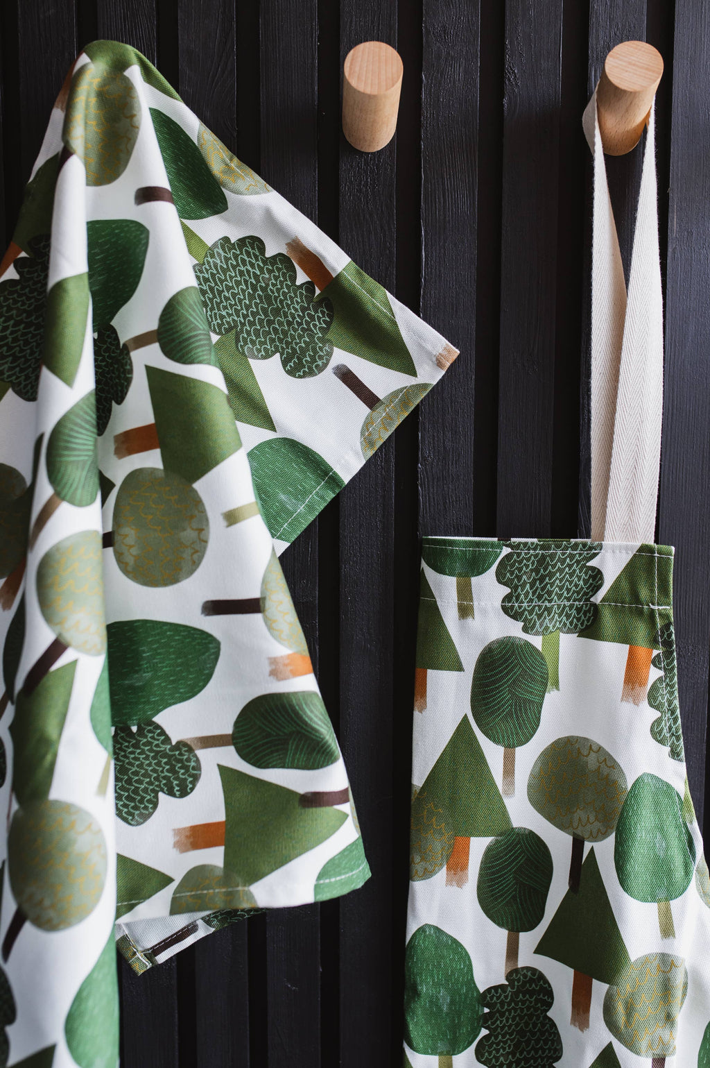 Tree Adult Apron